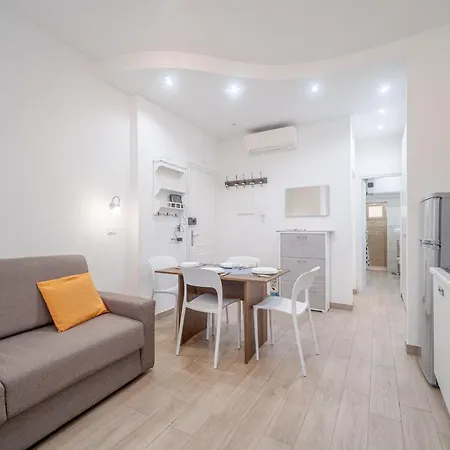 Apartment Seaside Vacation Mini Chiavari